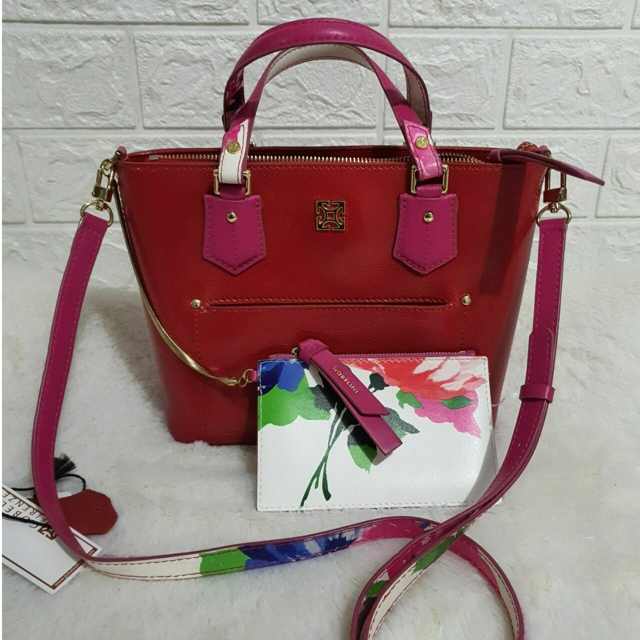 Gobelini Multicolour Sling Bag