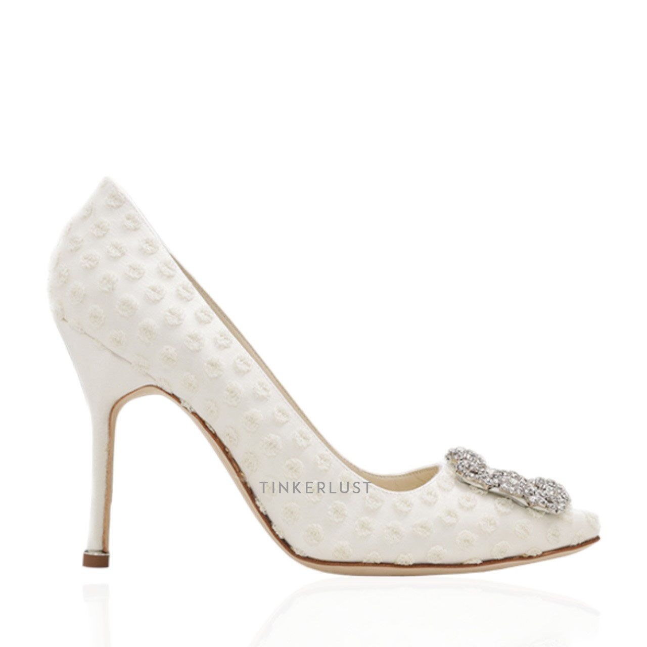 Manolo Blahnik Hangisi Embroidered Pumps 10.5cm in White Satin with White Crystal Heels