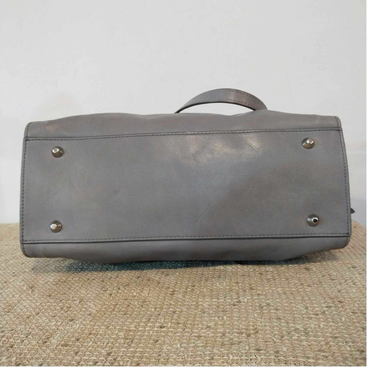 Rabeanco Grey Shoulder Bag