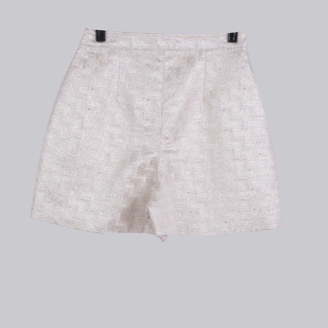 Marufe Broken White Short Pants