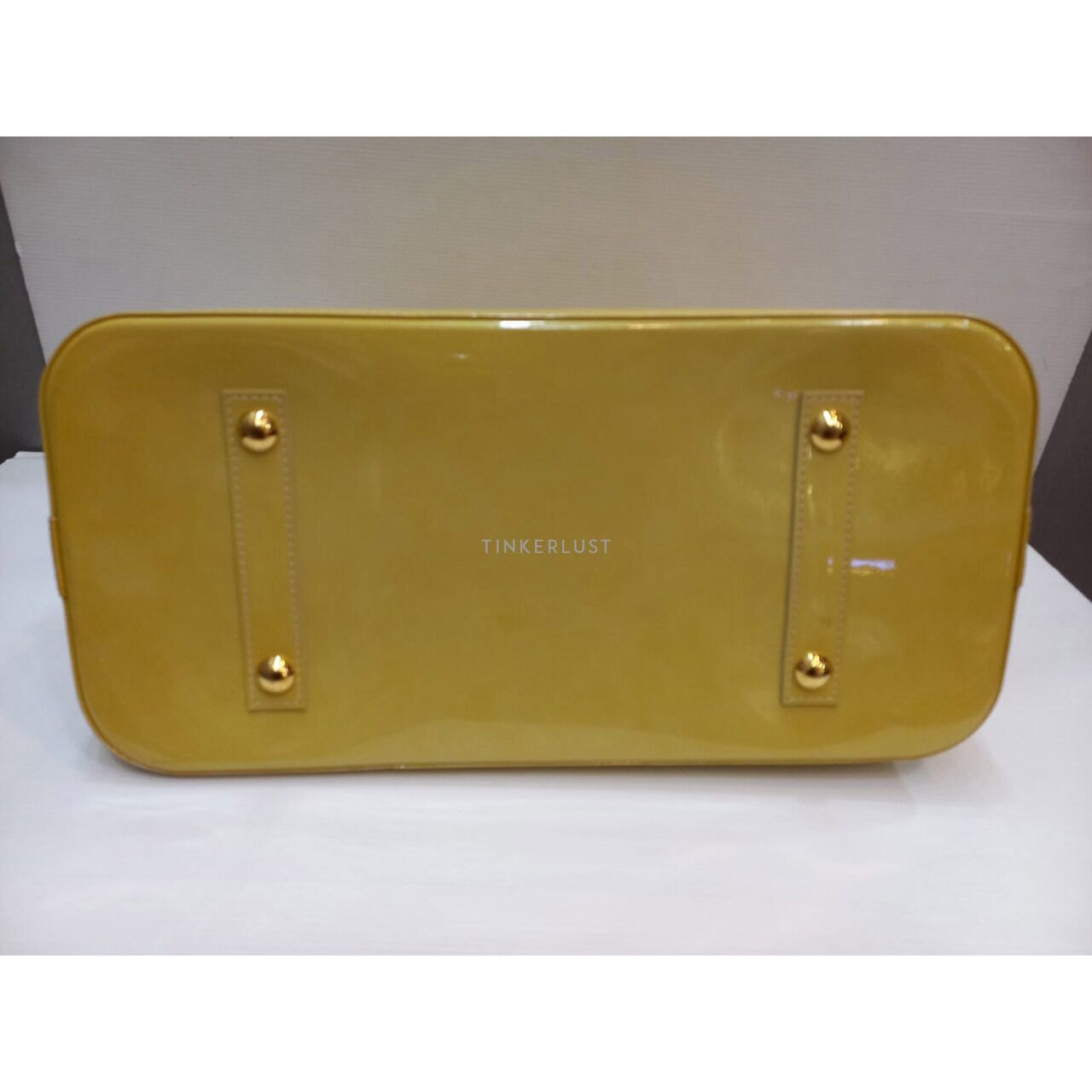 Louis Vuitton Alma Vernis Yellow GM 2011 GHW Handbag