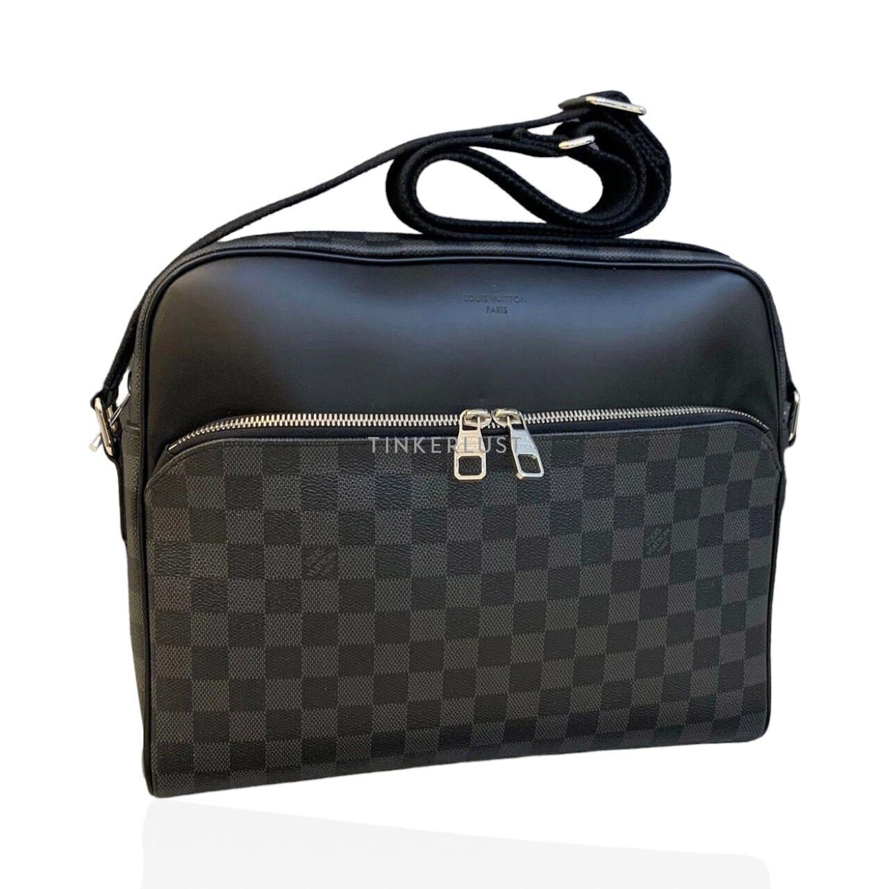 Louis Vuitton Dayton Messenger Damier Graphite 2016 Sling Bag