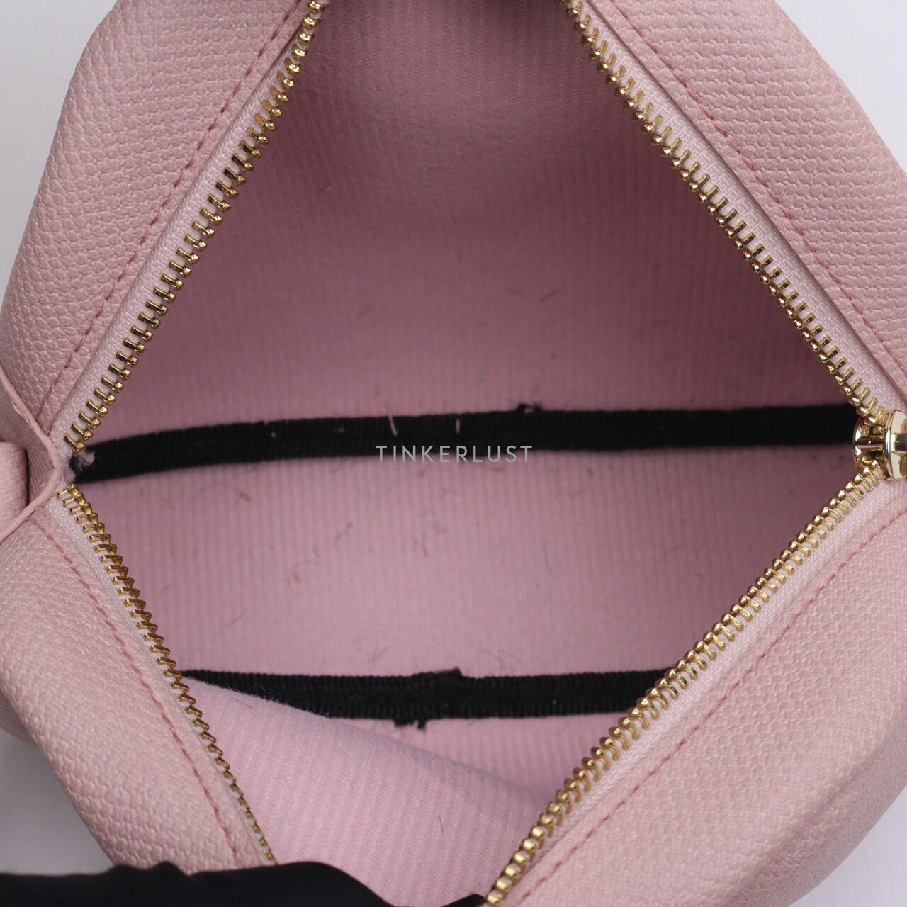 Les Catino Soft Pink Sling Bag
