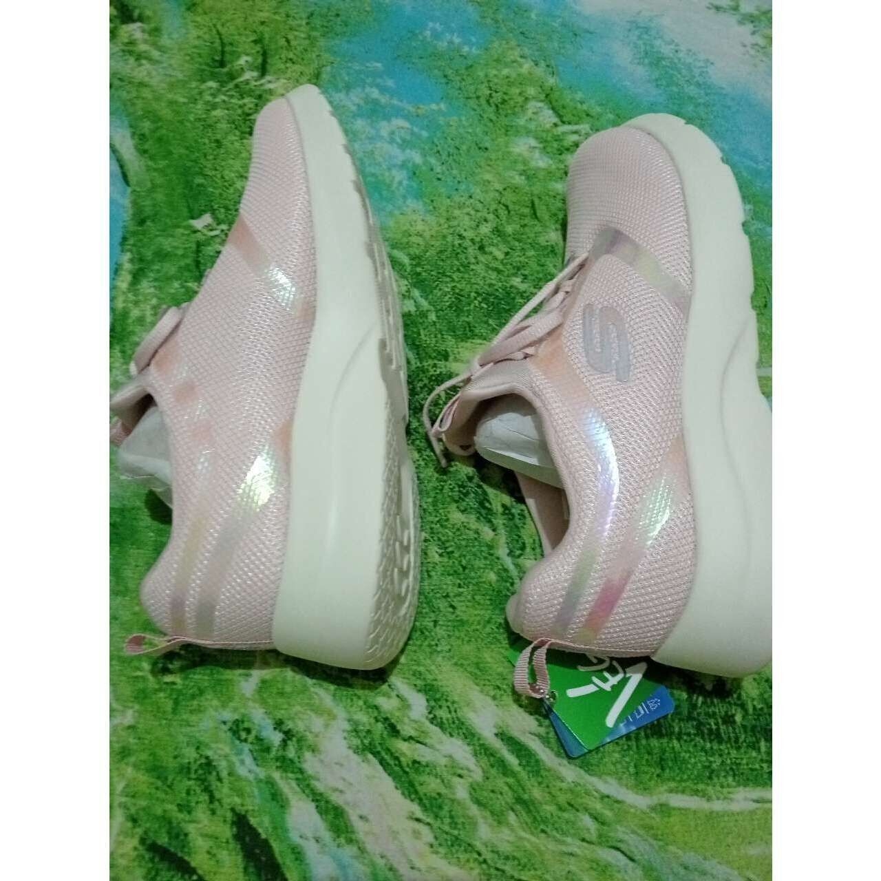 Skechers Dynamight 2.0 Women Memory Foam Soft Pink Sneakers