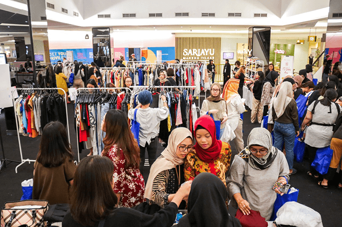 Garage Market pertama Tinkerlust
