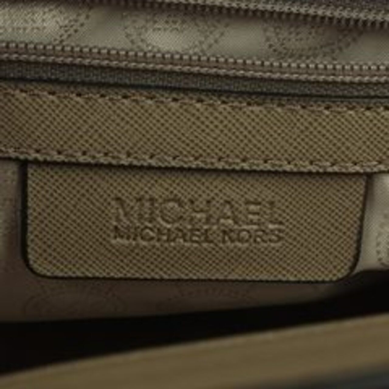 Michael Kors Medium Selma Messenger Bag In Brown Satchel