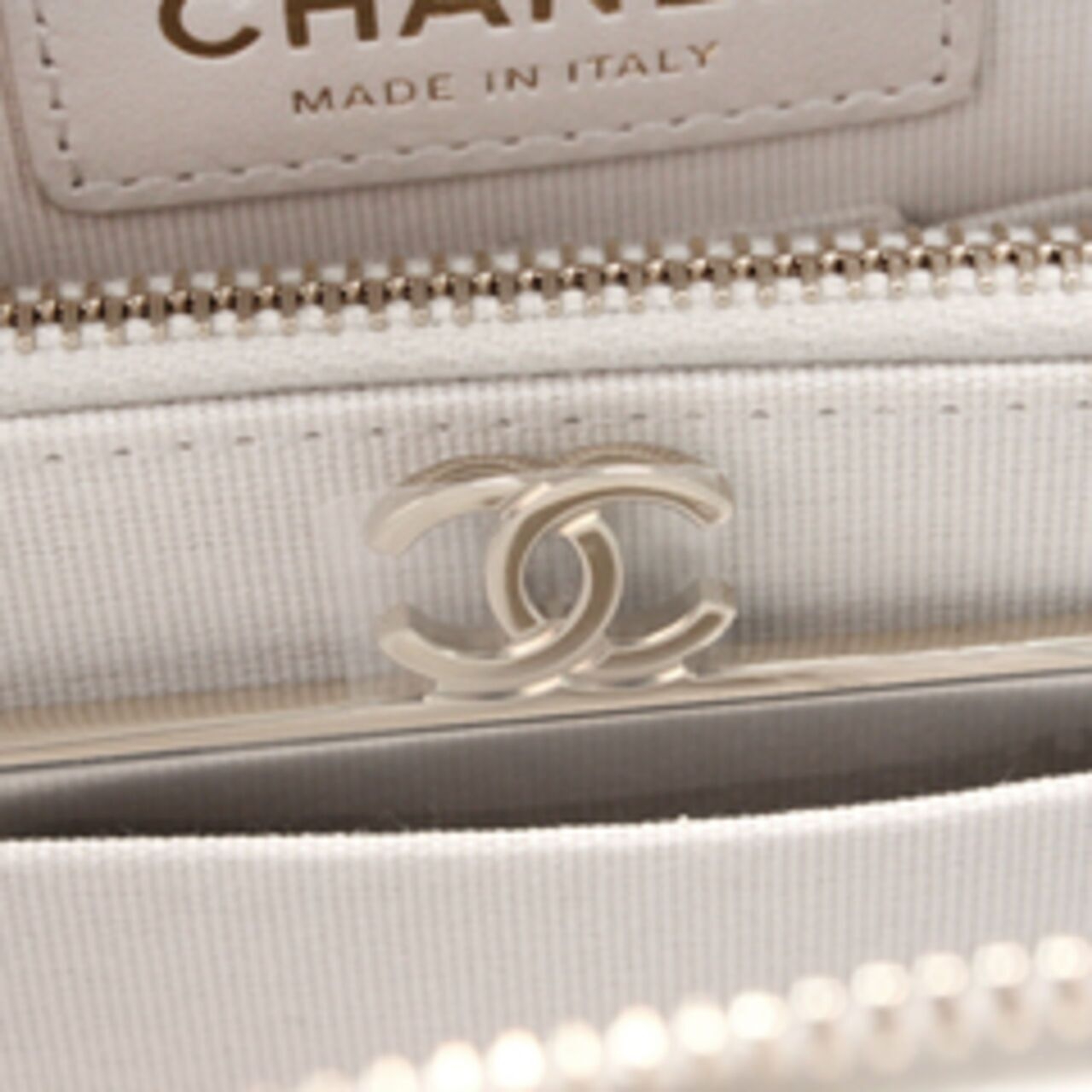 Chanel Camera Bag Top Handle in White Sling Bag