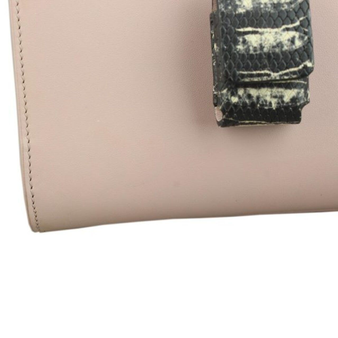 Saint Laurent Sac De Jour python handle