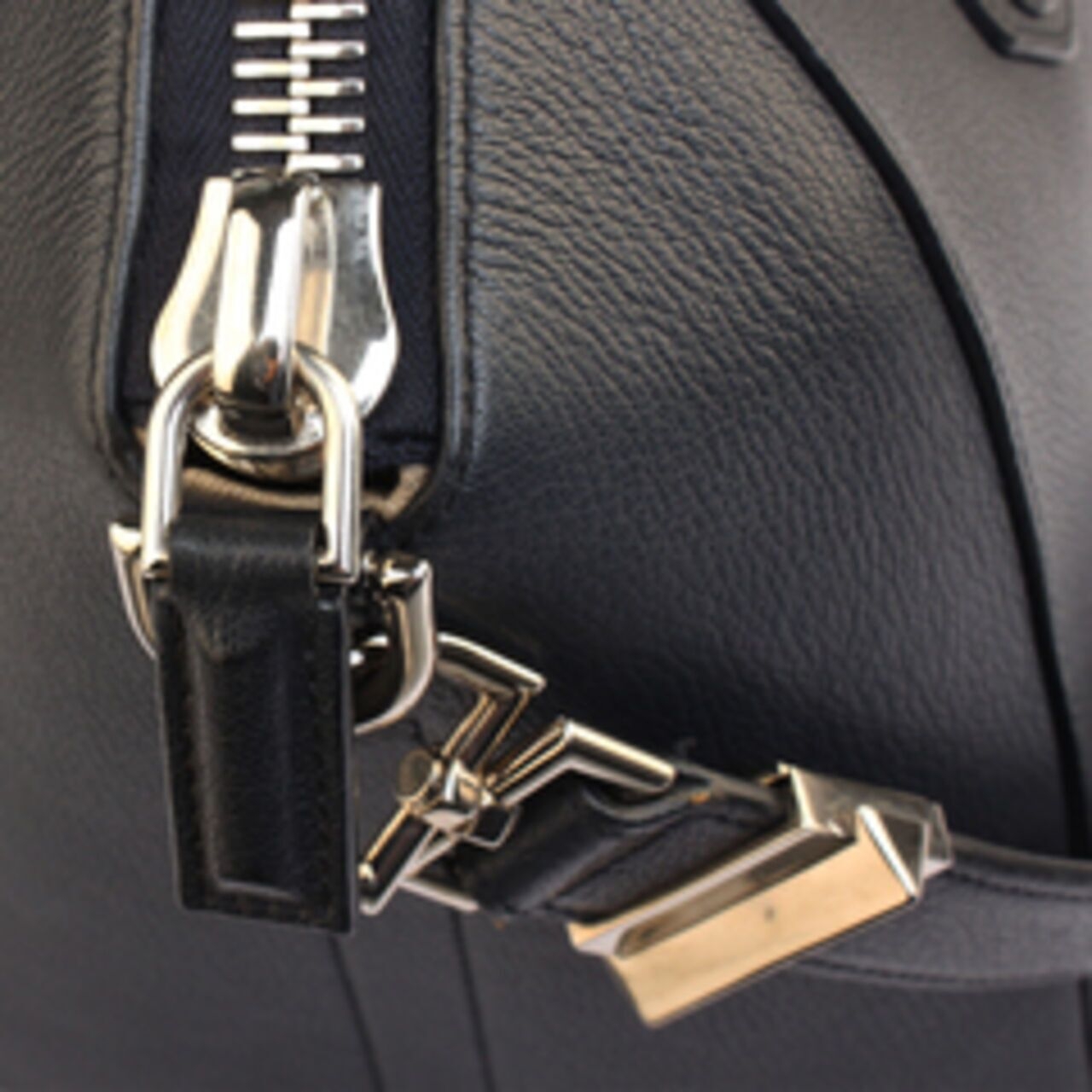 Givenchy Antigona Medium Navy Shw Satchel