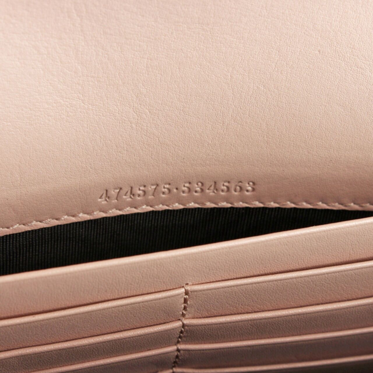 Gucci Marmont WOC Pink