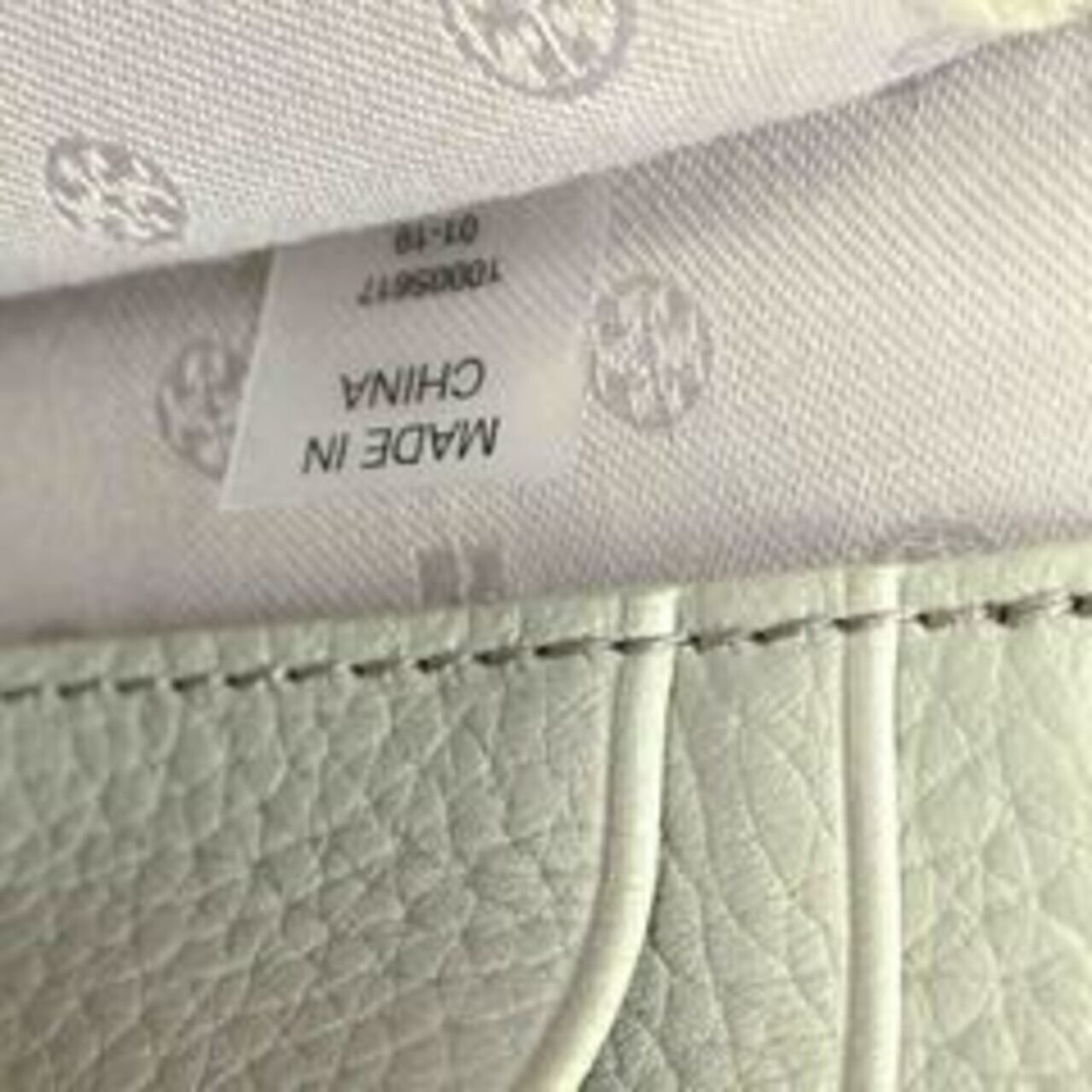 Tory Burch Gray Brody Pebbled Leather Wallet Sling Bag