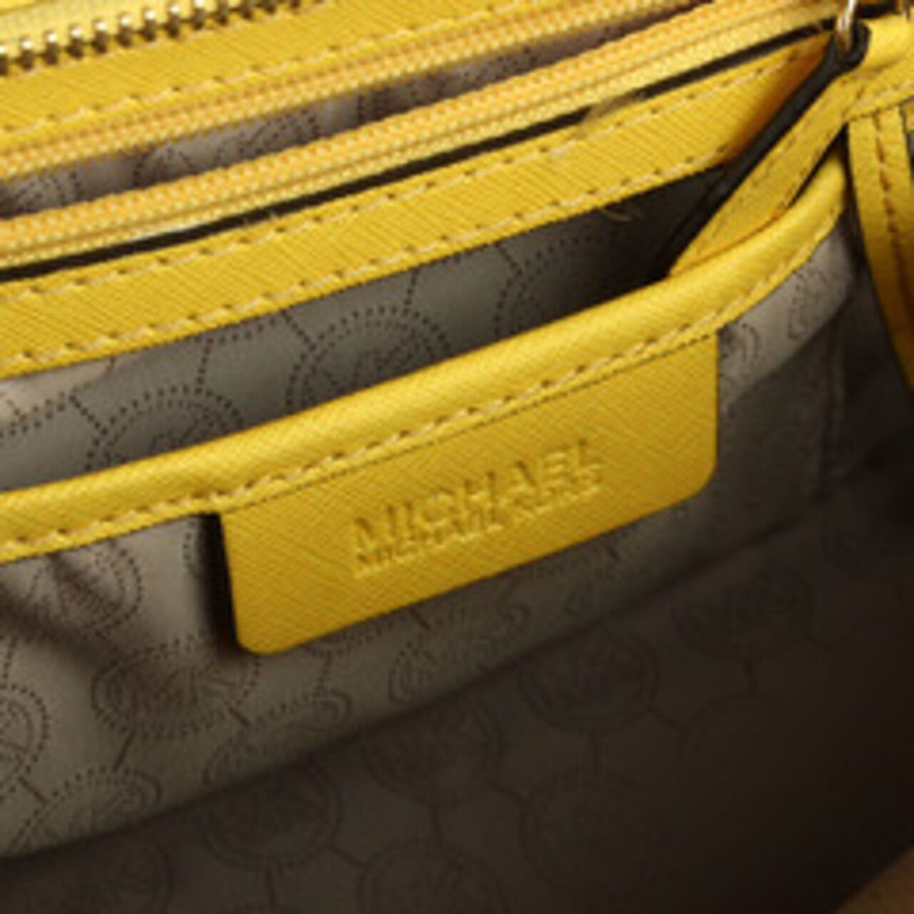 Michael Kors Selma Sitrus Satchel