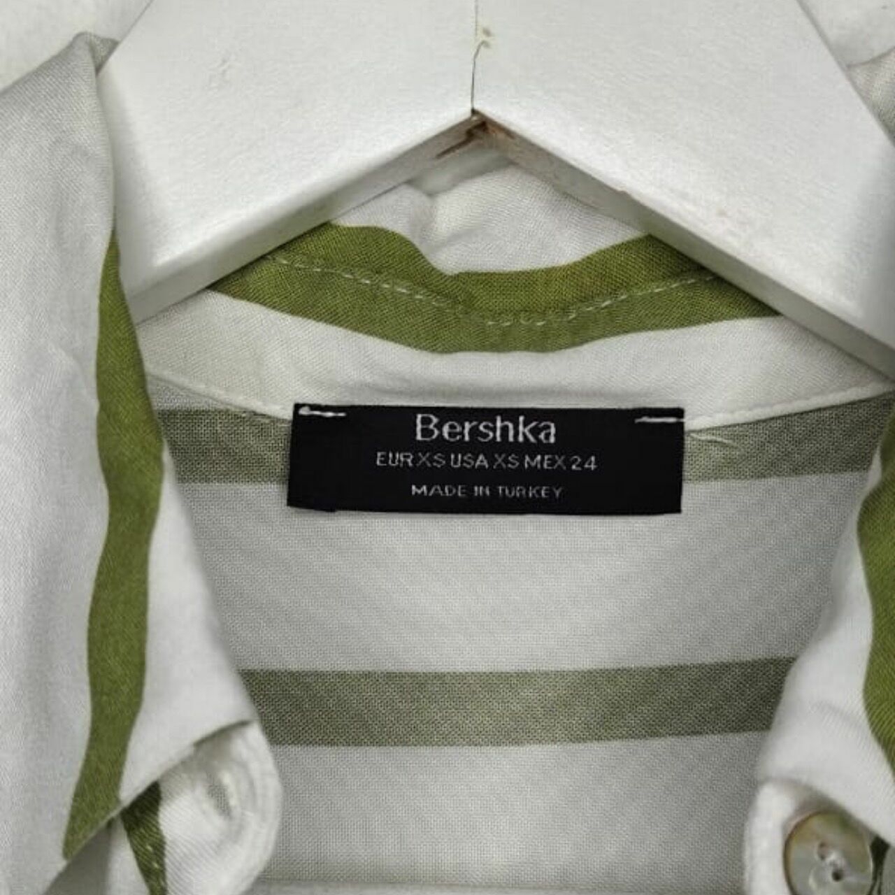 Bershka Green & White Stripes Kemeja