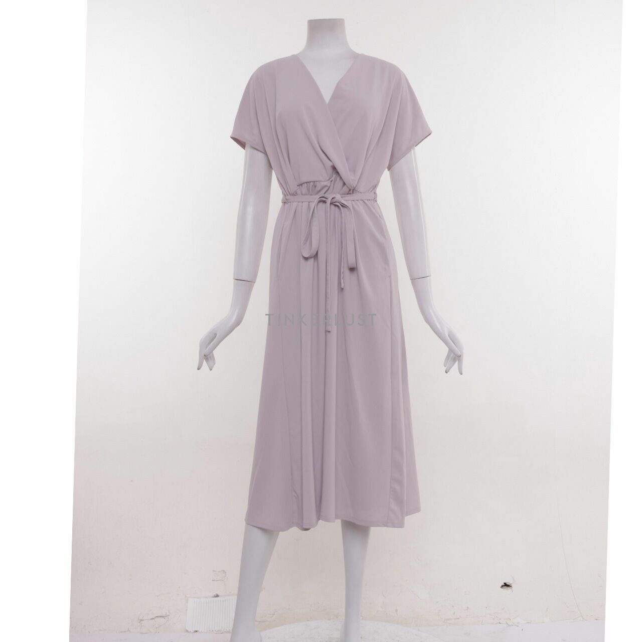 UNIQLO Soft Lavender Midi Dress