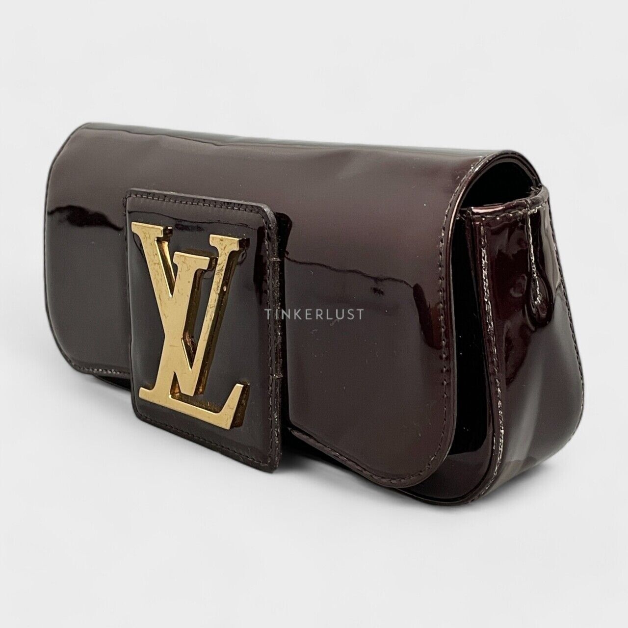Louis Vuitton Amarante Monogram Vernis Pochette Sobe Clutch