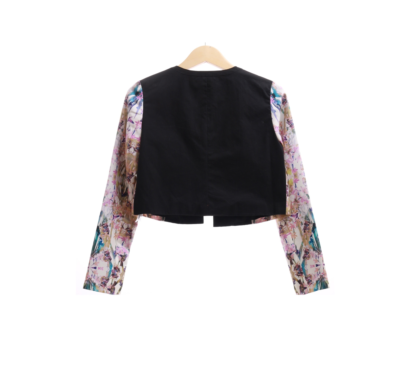 (X) - SML Crop Floral Outerwear