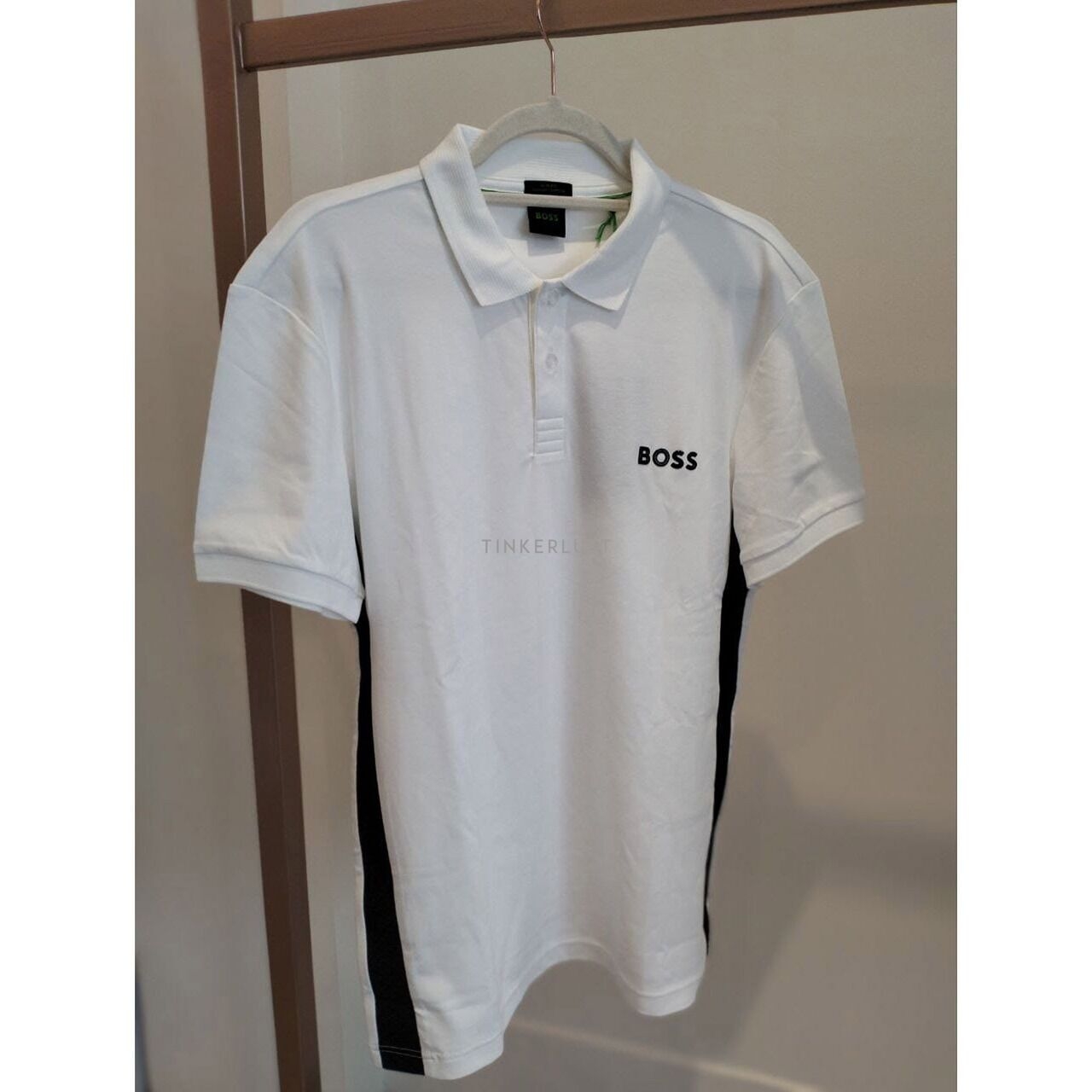 Hugo Boss Men Polo Shirt Plender Street London Paule in White with Embossed Logo Black
