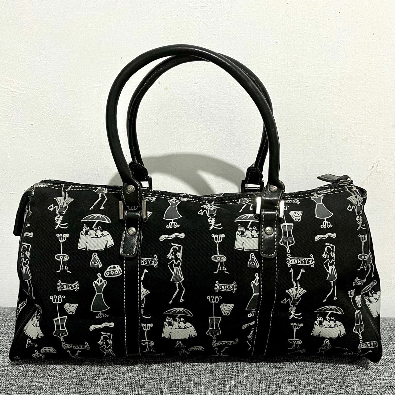 MNG Basic Black Handbag