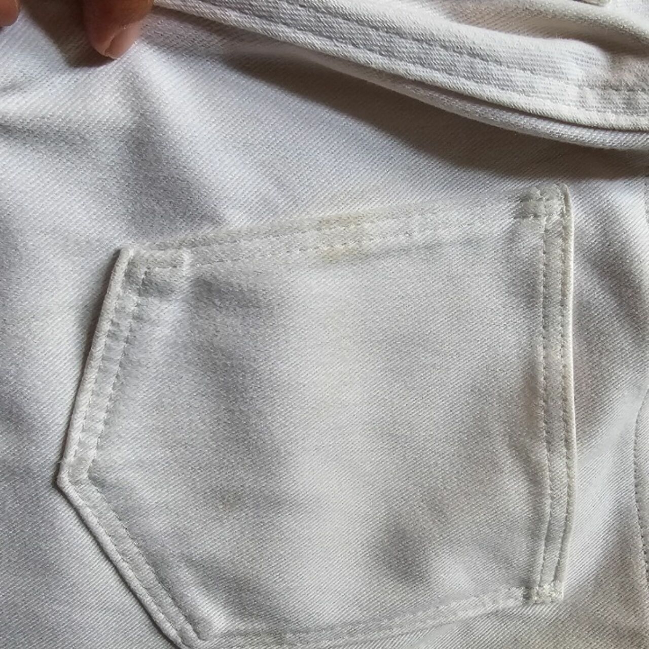 UNIQLO Broken White Long Pants