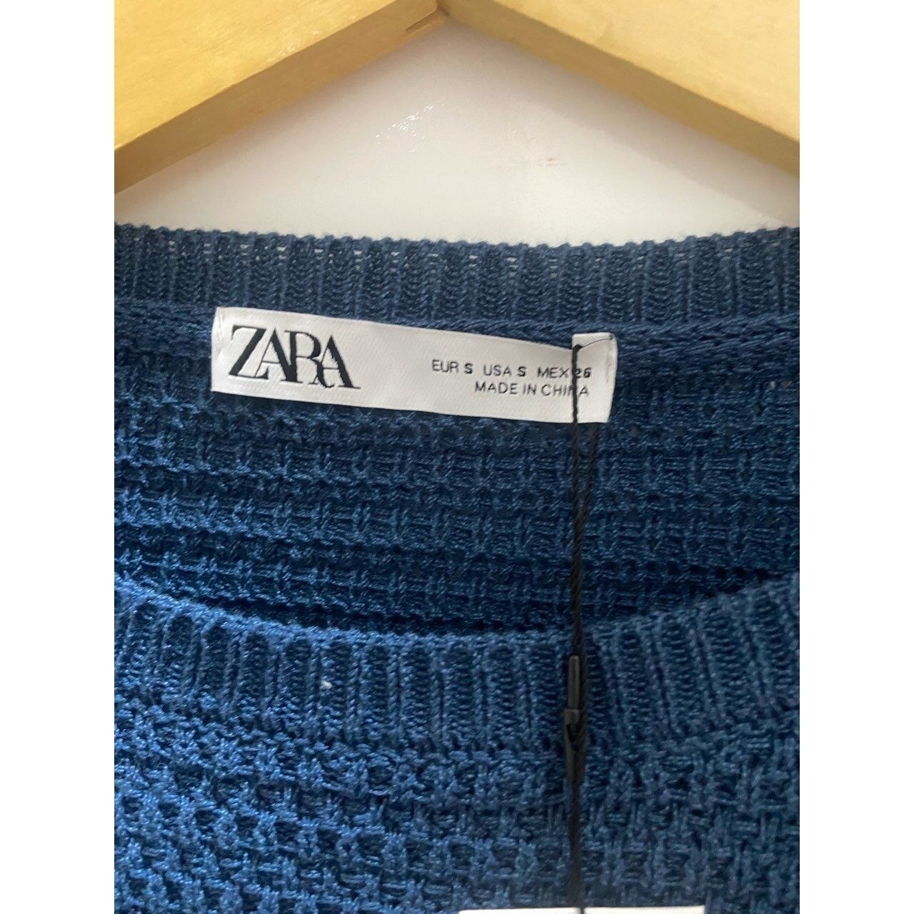 Zara Navy Crop Sweater