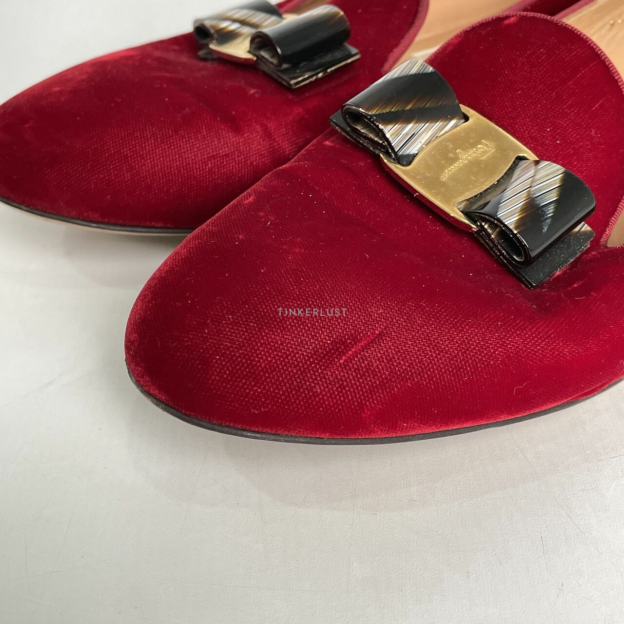 Salvatore Ferragamo Red Velvet Bow Detail Smoking Slippers
