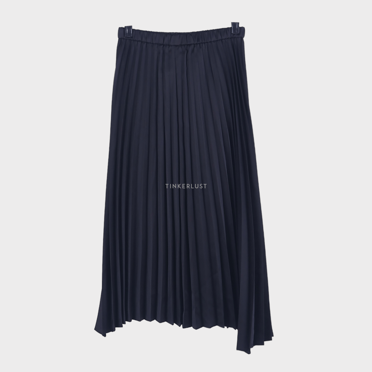 UNIQLO Black Pleated Midi Skirt