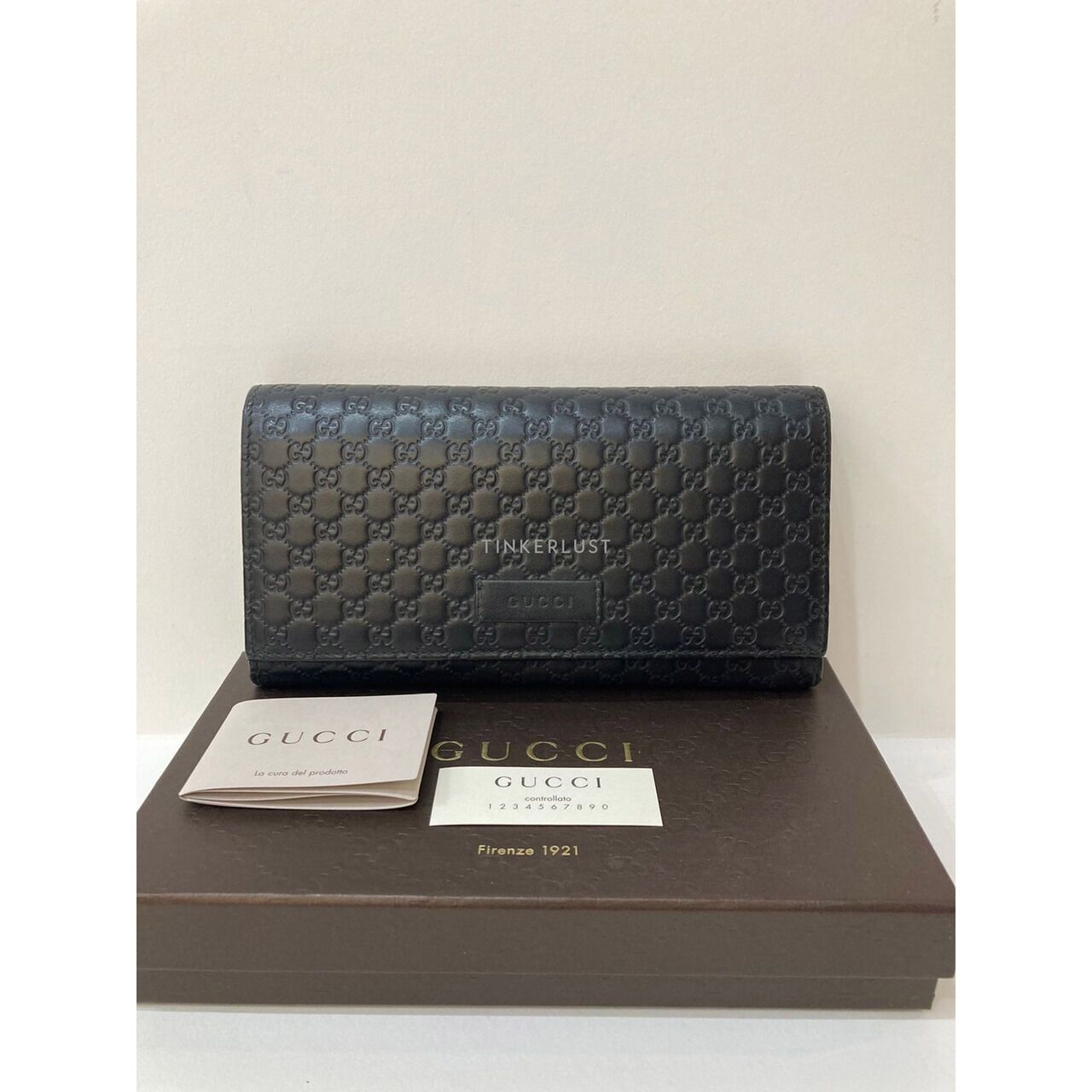 Gucci Microguccissima Long Bi-Fold Black Leather Wallet