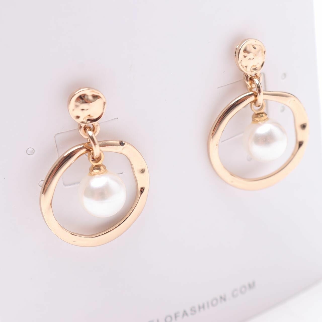Pomelo. Gold Pearl Earrings Jewelry