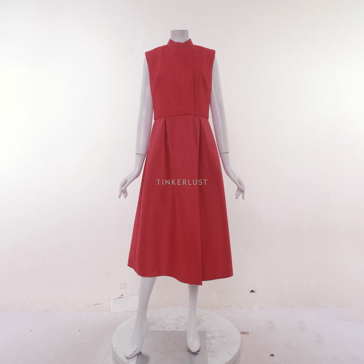 Leux Red Midi Dress