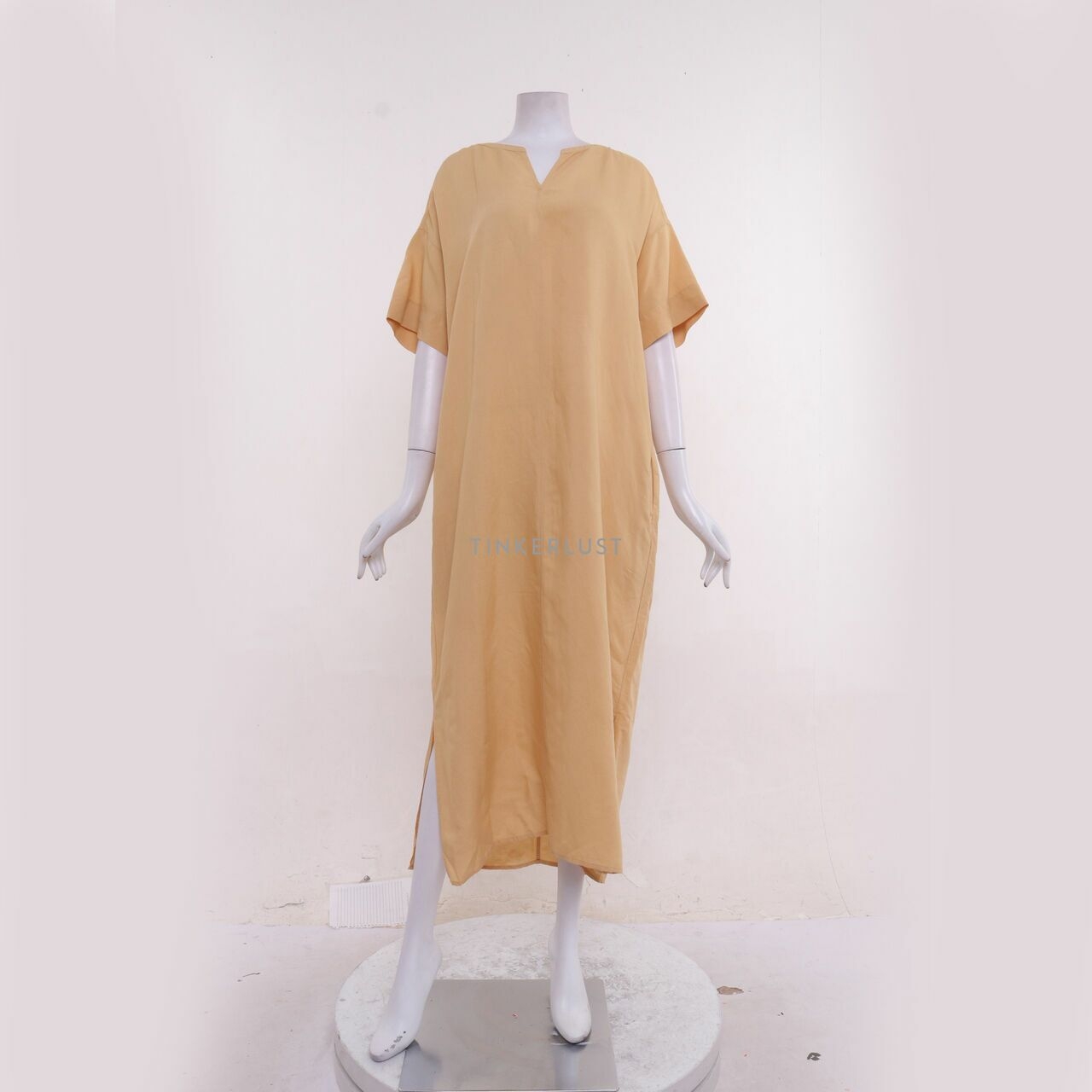 UNIQLO Yellow Midi Dress