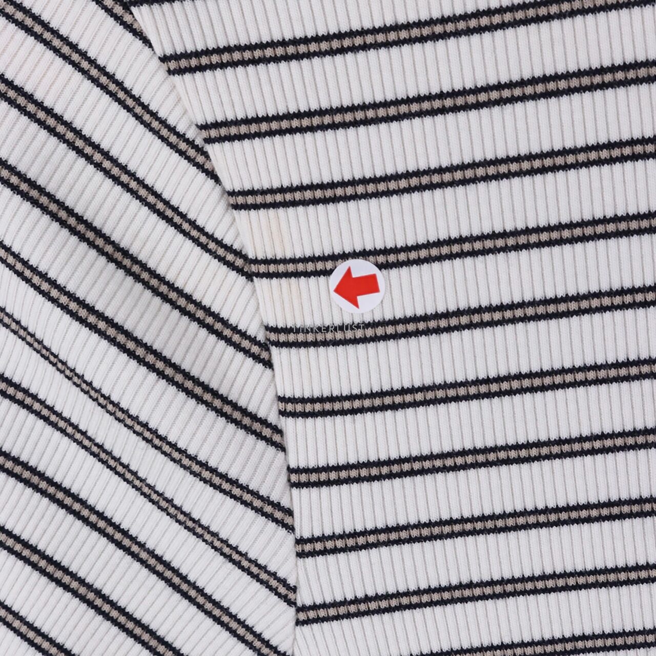 UNIQLO White Stripes Knit T-Shirt