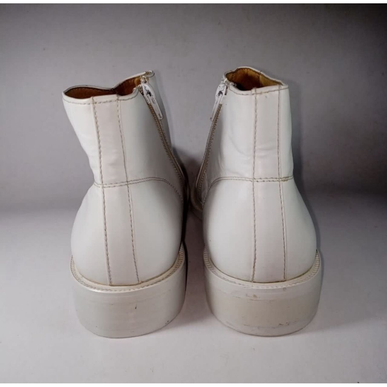 Avenue White Leather Boots
