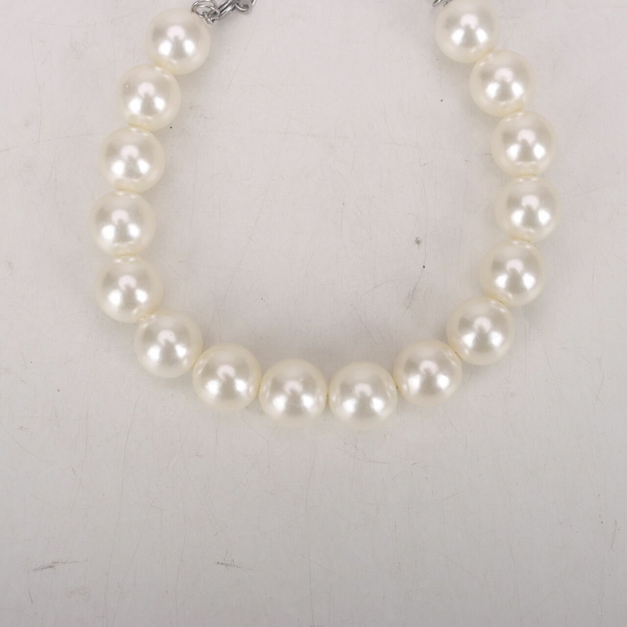 house of jealouxy White Pearl Necklace Jewelery 