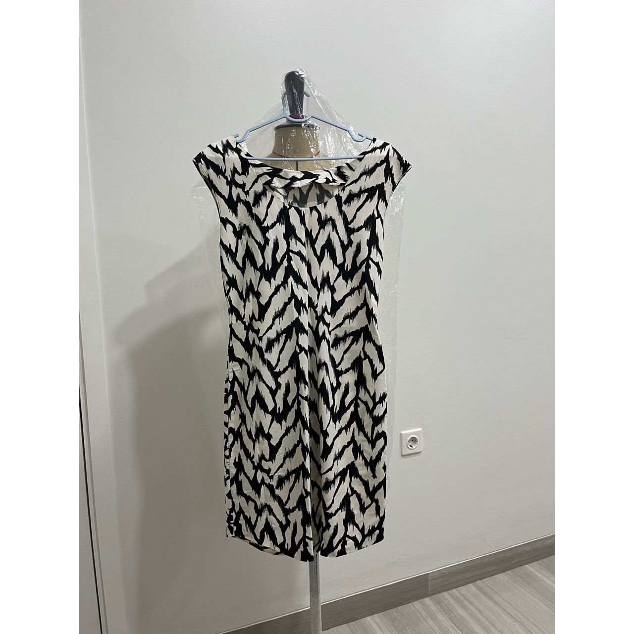 Armani Exchange Black & White Midi Dress