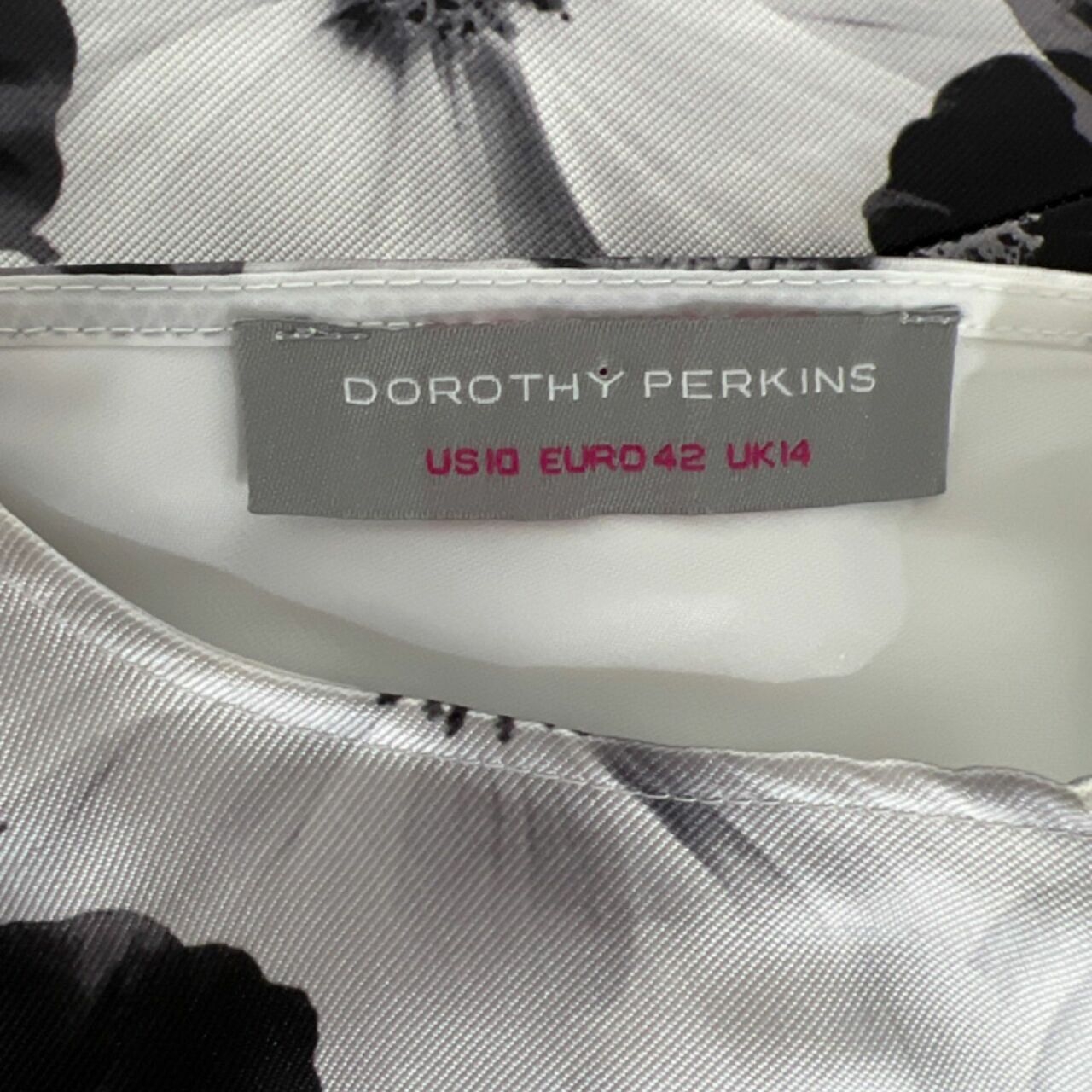 Dorothy Perkins White Floral Mini Dress