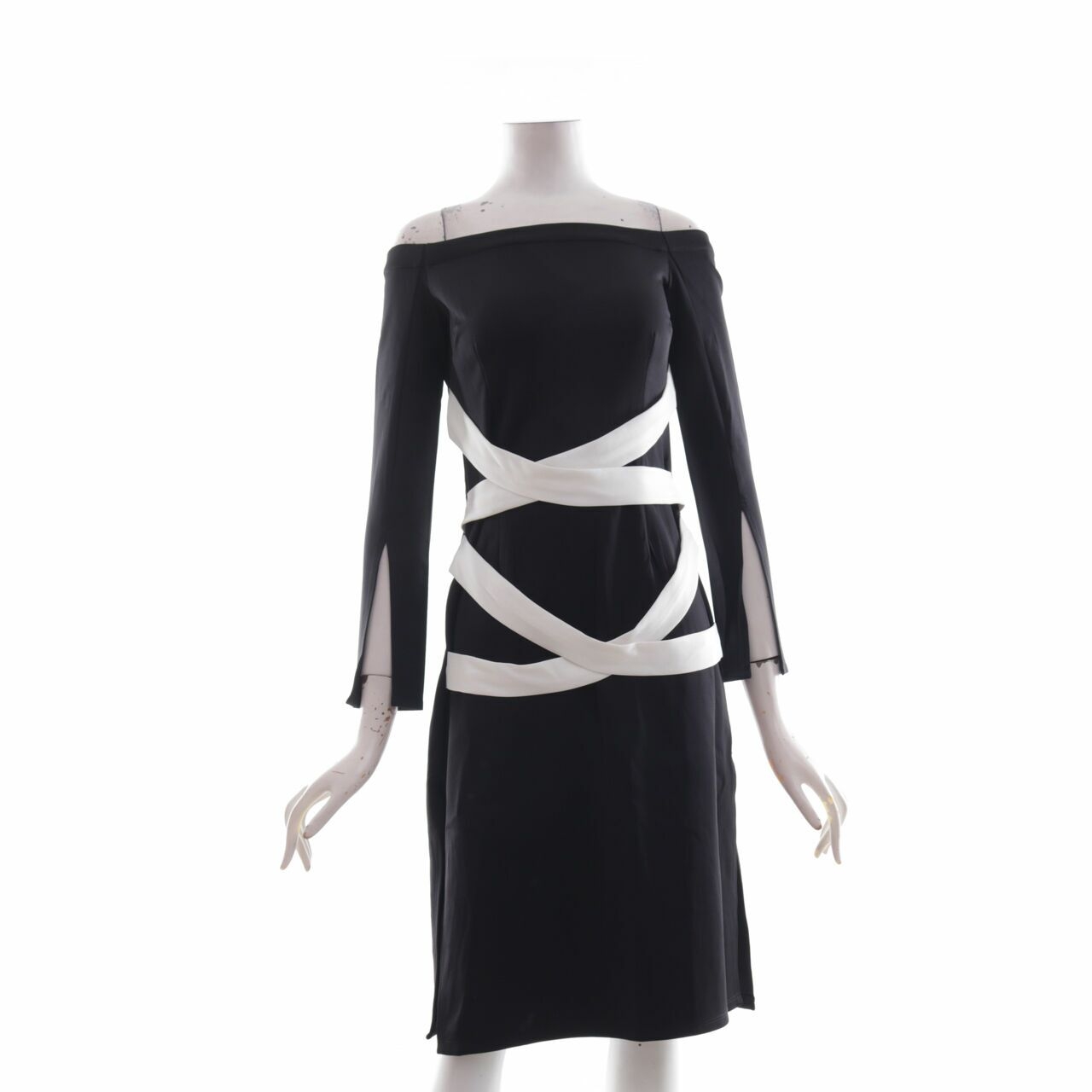 Enve Official Black Of Shoulder Midi Dress