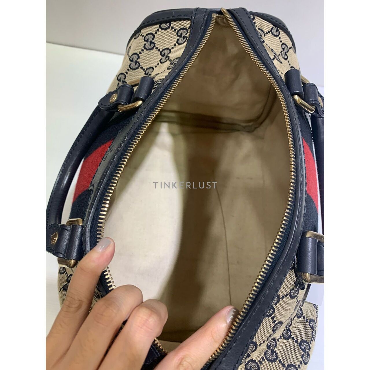 Gucci Boston GG Supreme List Navy Handbag