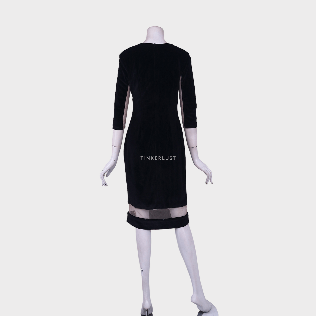 Shandy Aulia Collections Black Midi Dress
