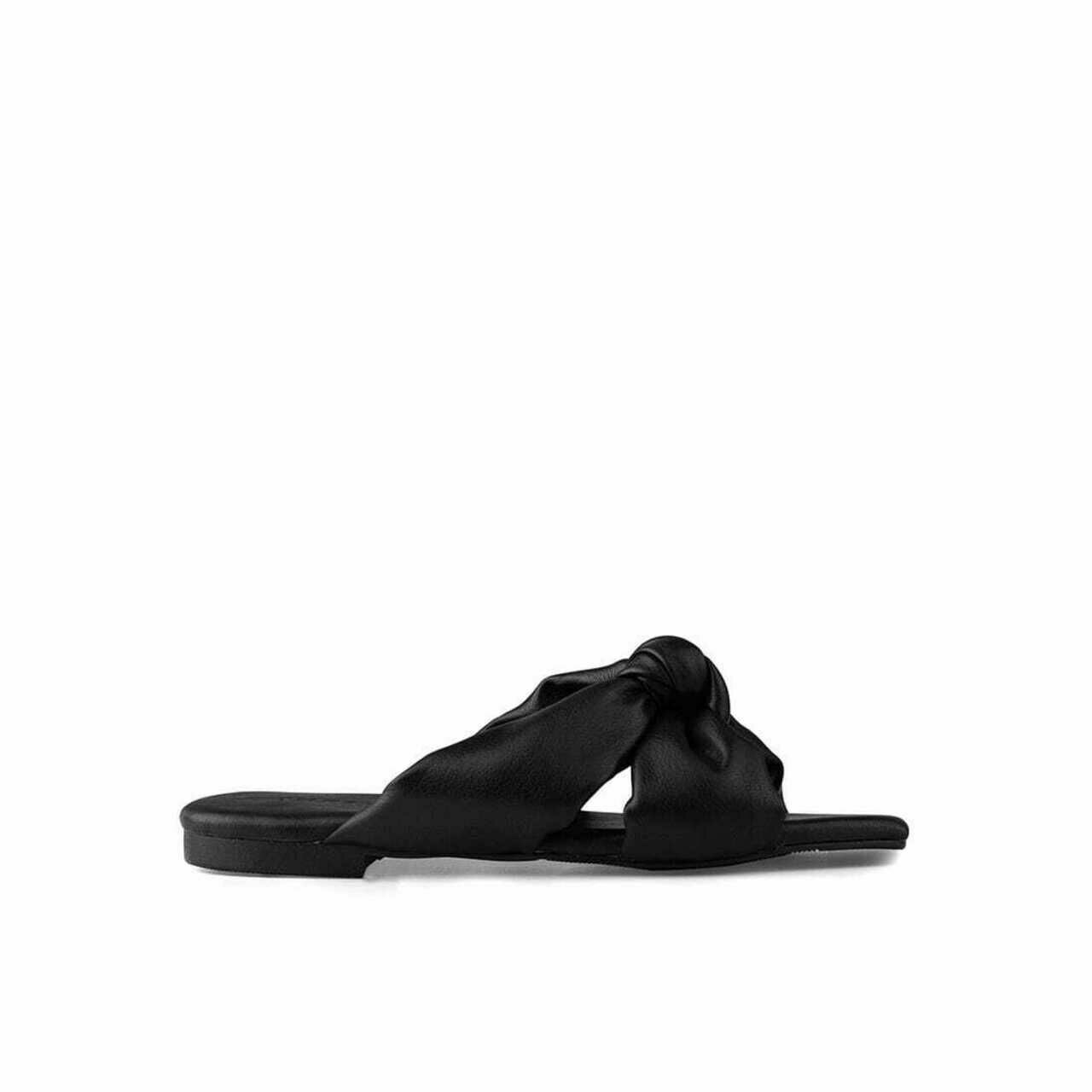 INPACA Black Sandals