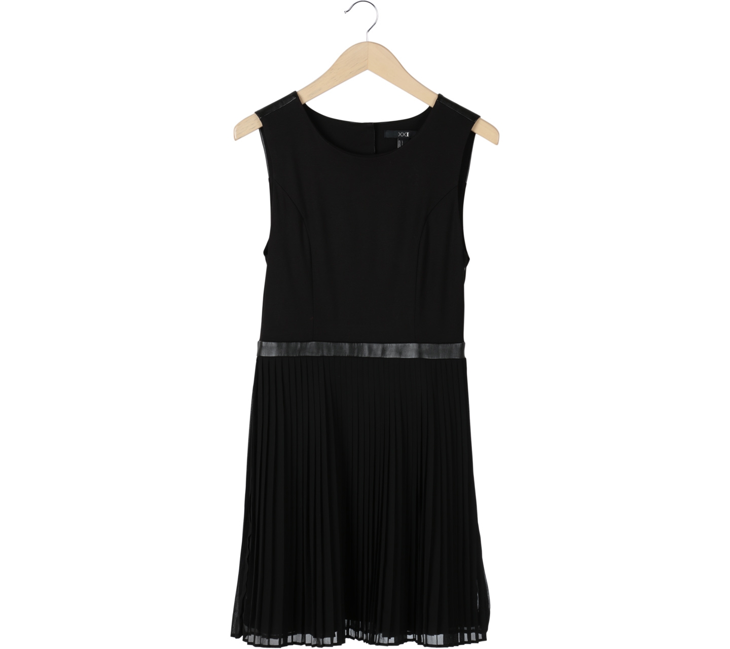 Forever 21 Black Pleated Sleeveless Mini Dress