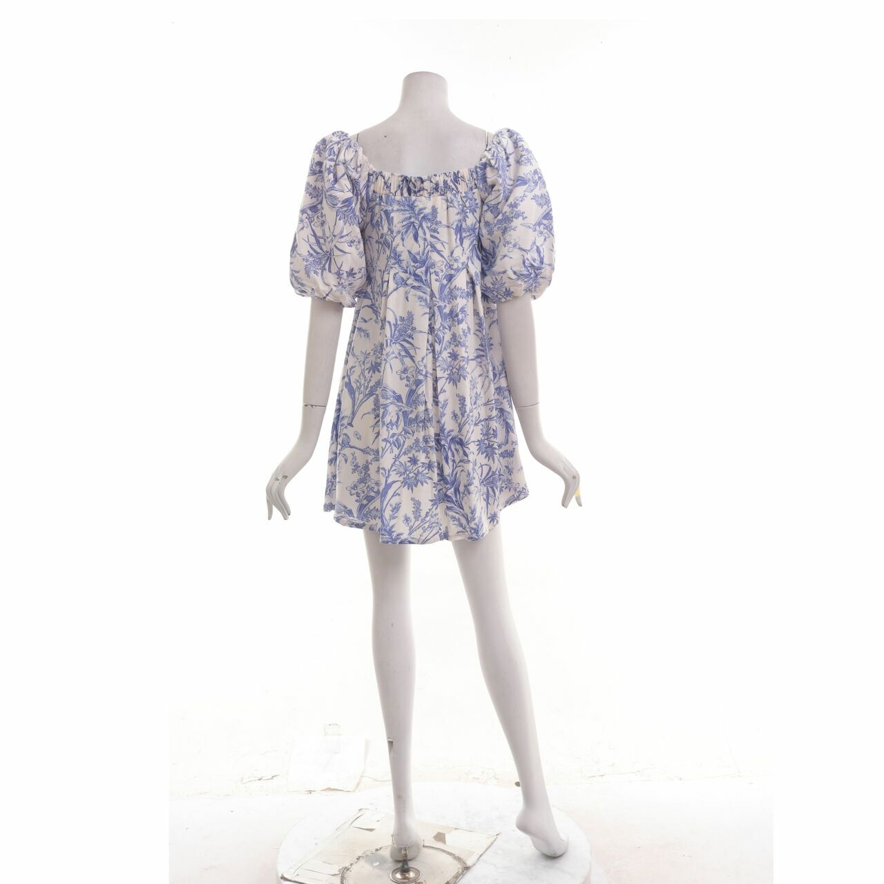 Vior Femme Blue & White Floral Off Shoulder Mini Dress