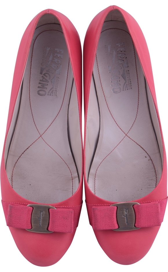 Salvatore Ferragamo Red Varina Flat Shoes