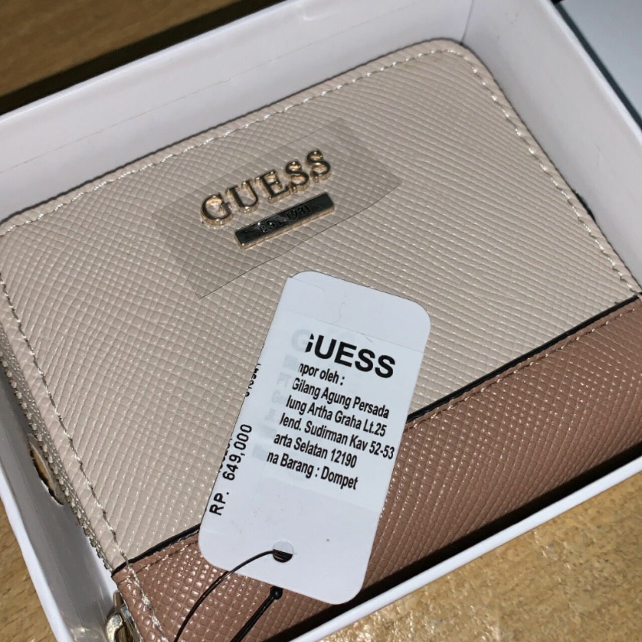 Guess  Dompet