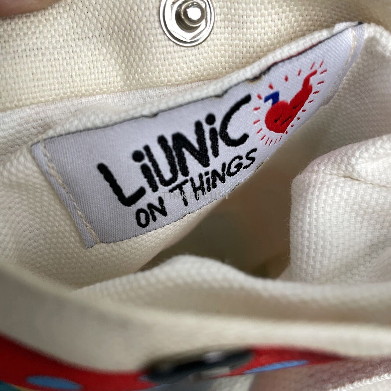 Liunic OnThings Multi Sling Bag