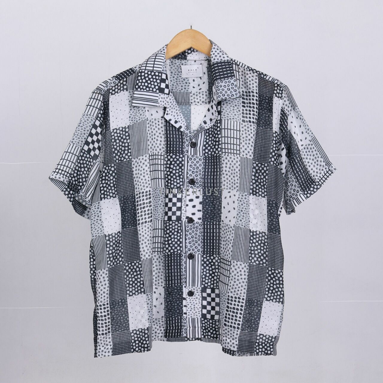 K.A.L.A studio Black & Grey Pattern Shirt