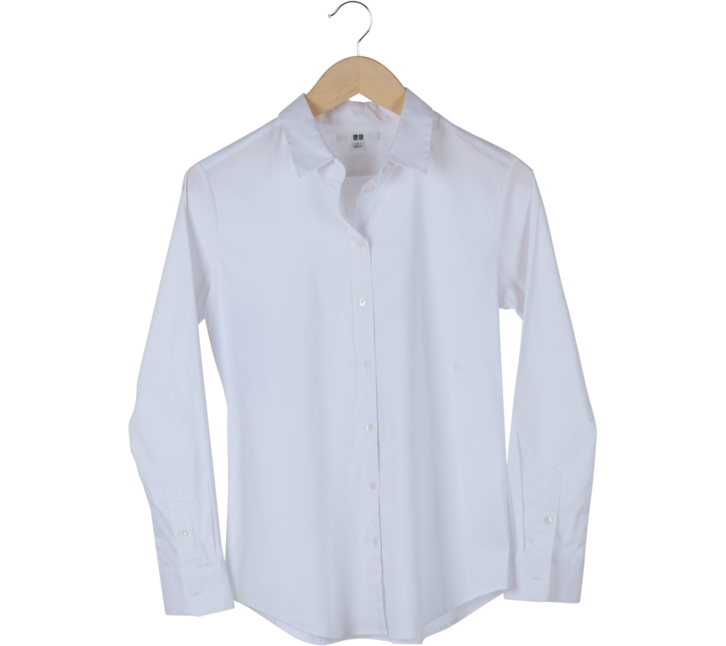 UNIQLO White Basic Shirt