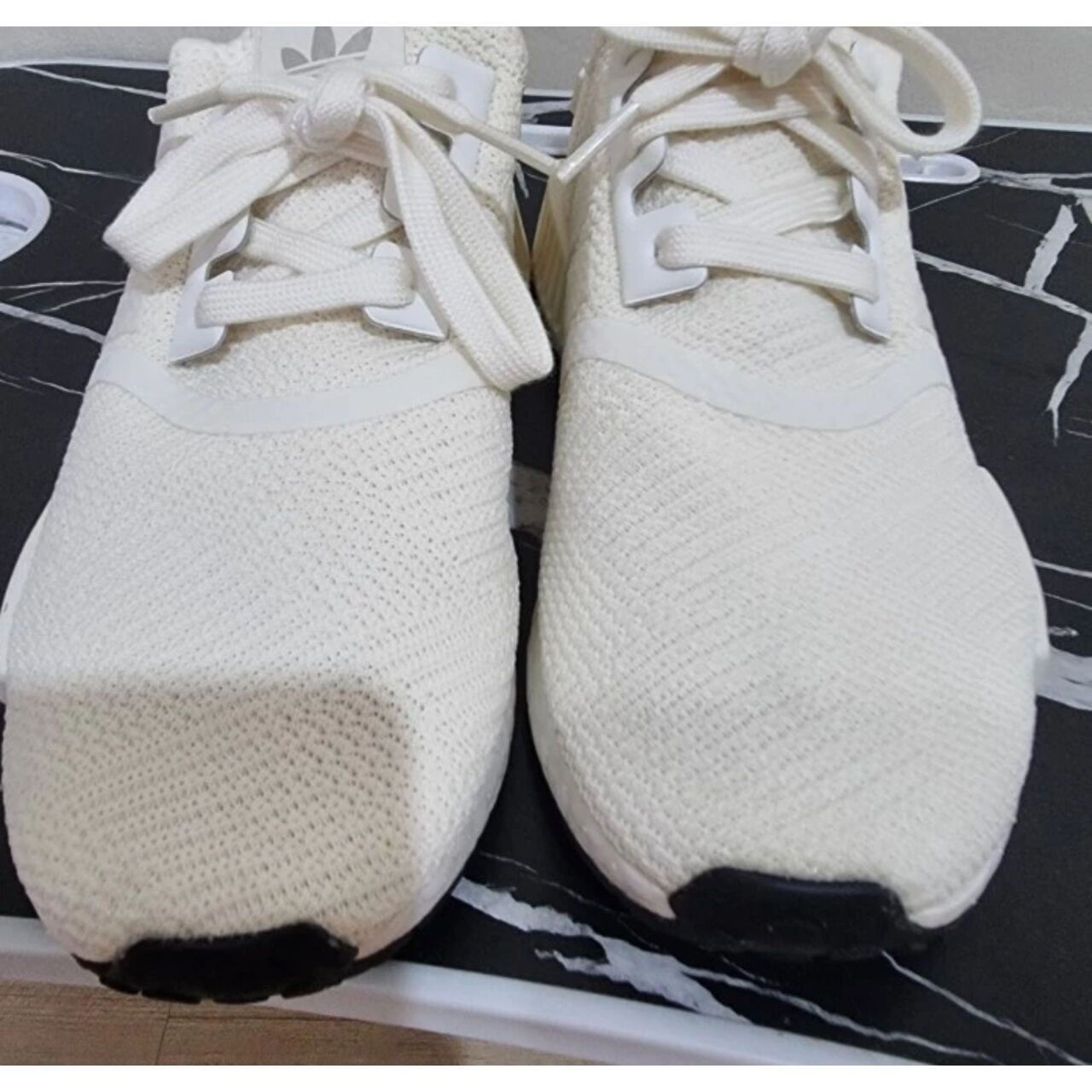 Adidas NMD R1 EE5174 Boost Off White Gold