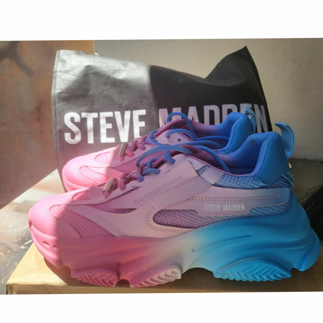 Steve Madden Blue & Pink Sneaker