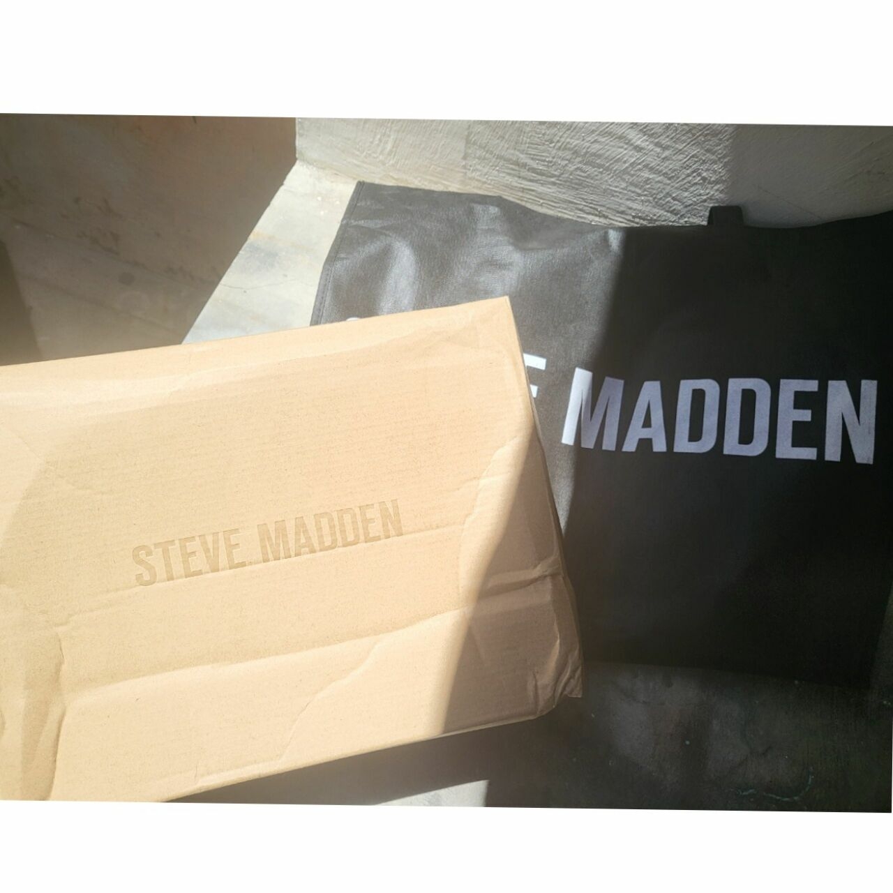 Steve Madden Blue & Pink Sneaker