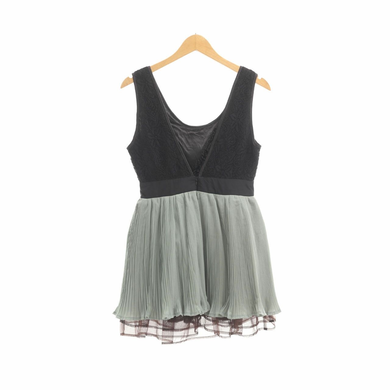 Caroline Kosasih Black & Sage Green Pleats Lace Mini Dress	